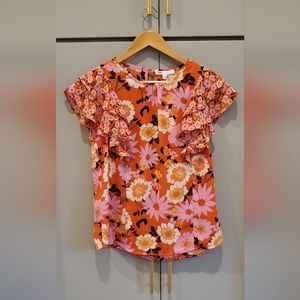 Floral Blouse with ruffle sleeves